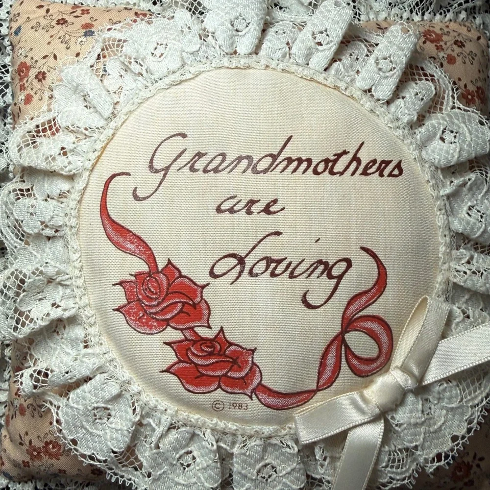 Vintage‎ 1983 Lace Trim Grandma Quote Pillow Cottagecore Wall Decor Shabby Chic